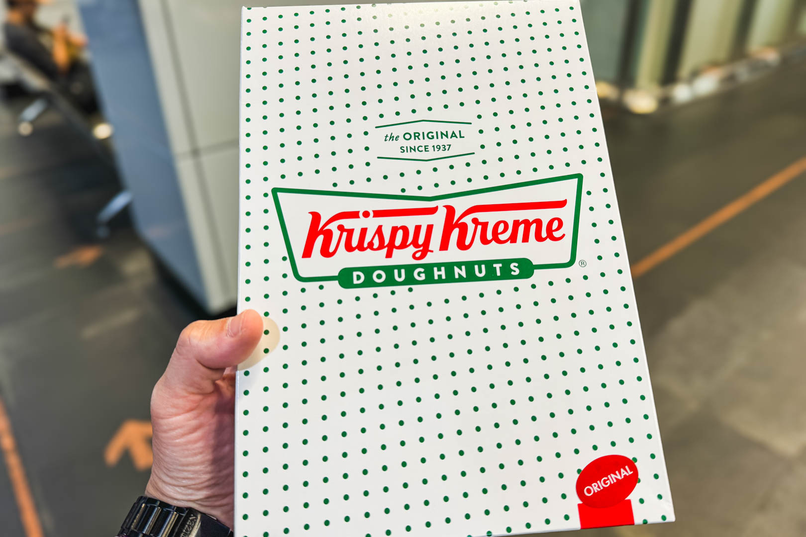 Krispy Kreme Doughnuts, Krispy Kreme Doughnuts 菜單, Krispy Kreme Doughnuts 推薦, Krispy Kreme Doughnuts 買一送一, 台北車站美食