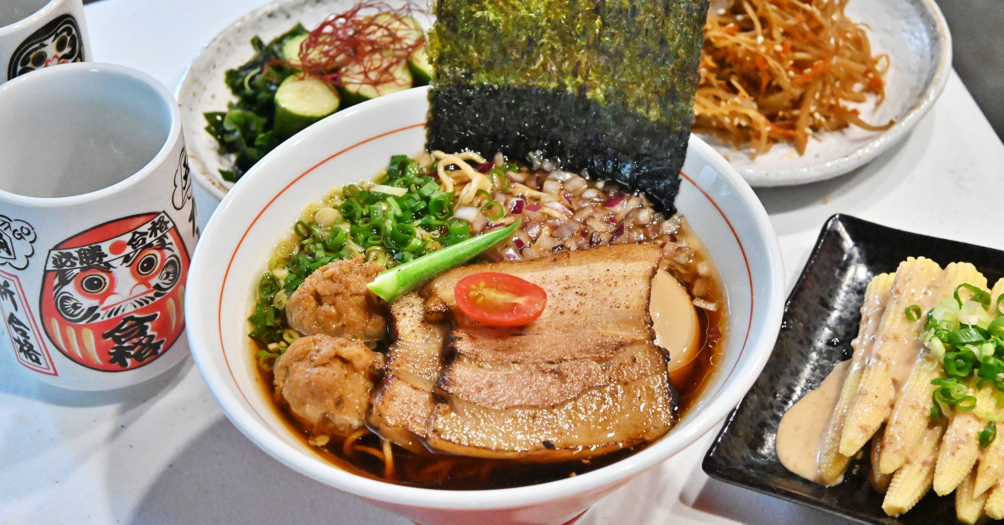 大坪林美食,麵屋達摩だるま醬油拉麵,麵屋達摩だるま醬油拉麵菜單,麵屋達摩だるま醬油拉麵推薦,新店美食 @趁早出門吃飽飽