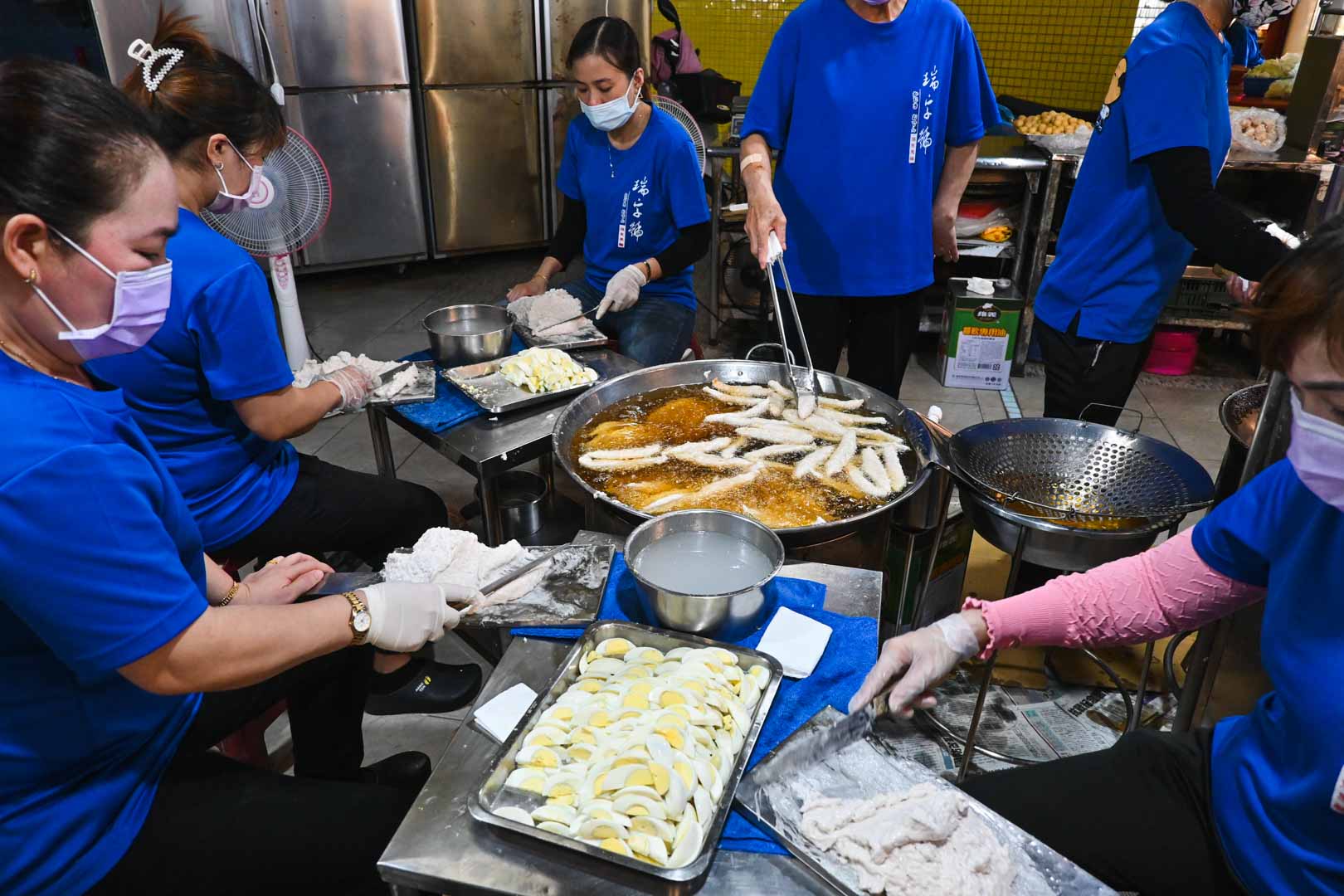 屏東美食, 東港美食, 華僑市場, 華僑市場停車, 海上教堂咖啡, 王船文化館 屏東美食, 東港美食, 華僑市場, 華僑市場停車, 海上教堂咖啡, 王船文化館