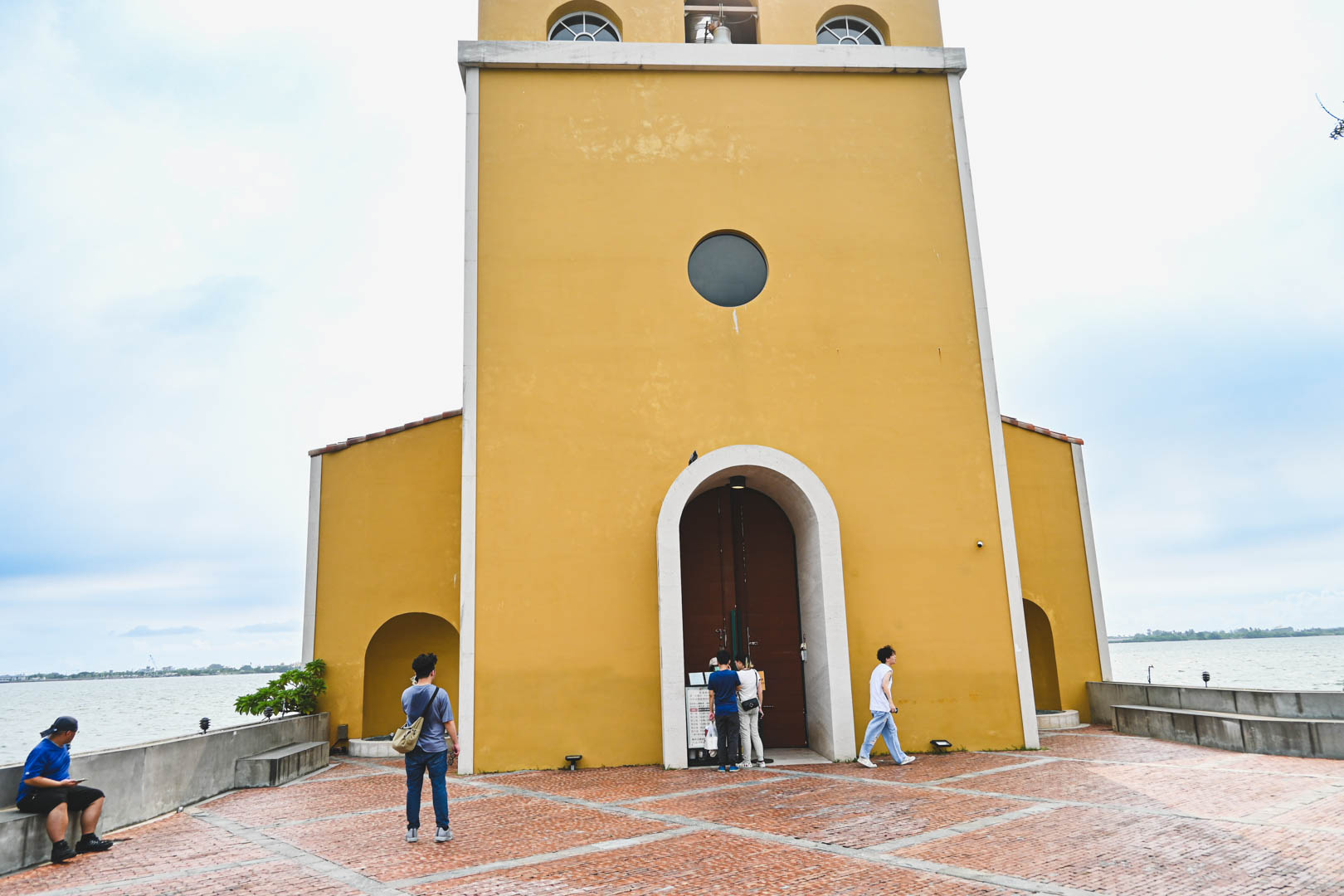 屏東美食, 東港美食, 華僑市場, 華僑市場停車, 海上教堂咖啡, 王船文化館
