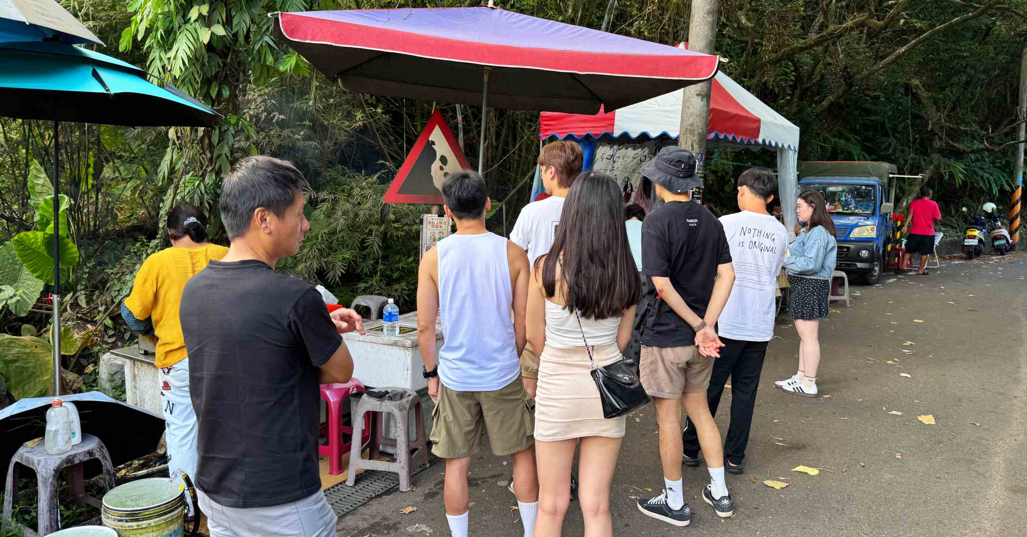 網站近期文章：【礁溪美食】礁溪香腸伯，跑馬古道潤餅皮大腸包香腸 (菜單)