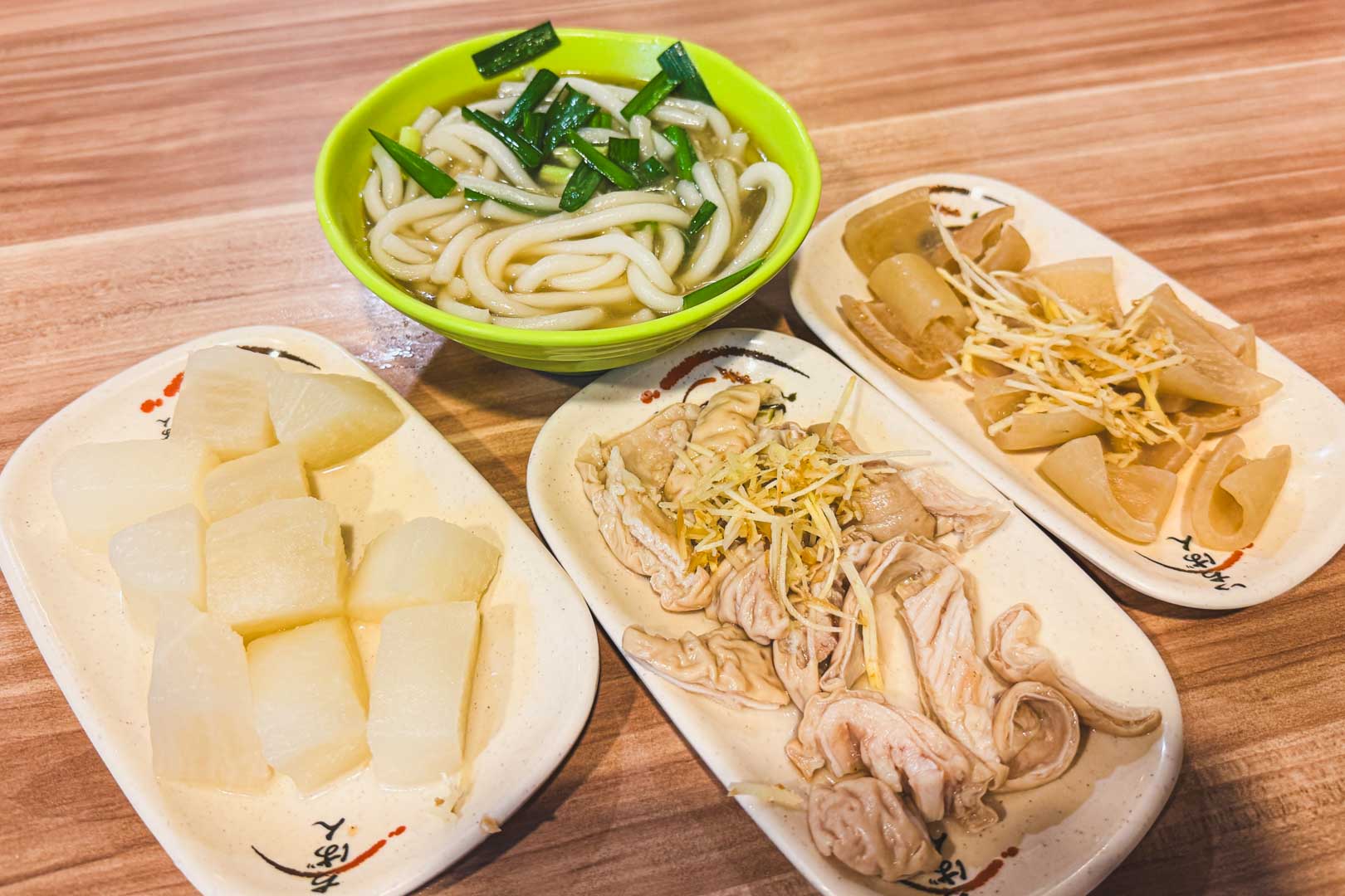 永樂米苔目, 永樂米苔目菜單, 永樂米苔目推薦, 大稻埕美食, 永樂市場美食, 迪化街美食