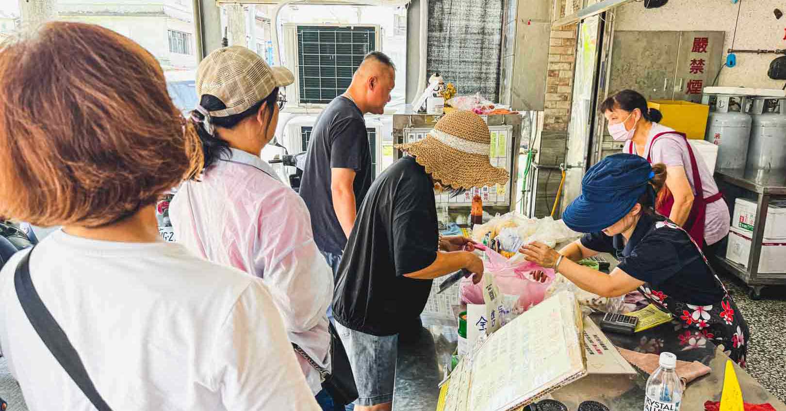 宜蘭美食,龍潭包子店,龍潭包子店菜單,龍潭包子店推薦,龍潭包子店宅配 @趁早出門吃飽飽